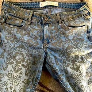 Abercrombie & Fitch Jeans Size 4 W27